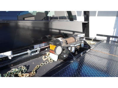 2024 Ford F-600 w/ Century 10S Carrier