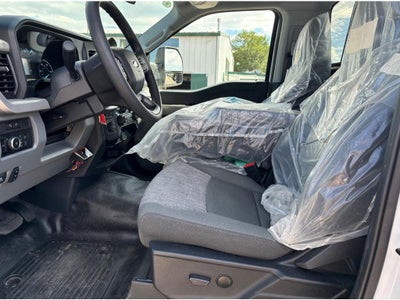 2024 Ford F-600 w/ Century 10S Carrier