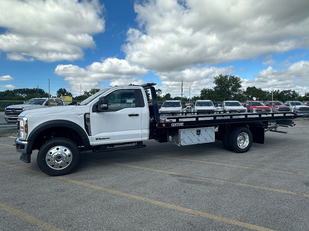 2024 Ford F-600 4X4 WITH A CENTURY 19.5' STEEL CARRIER