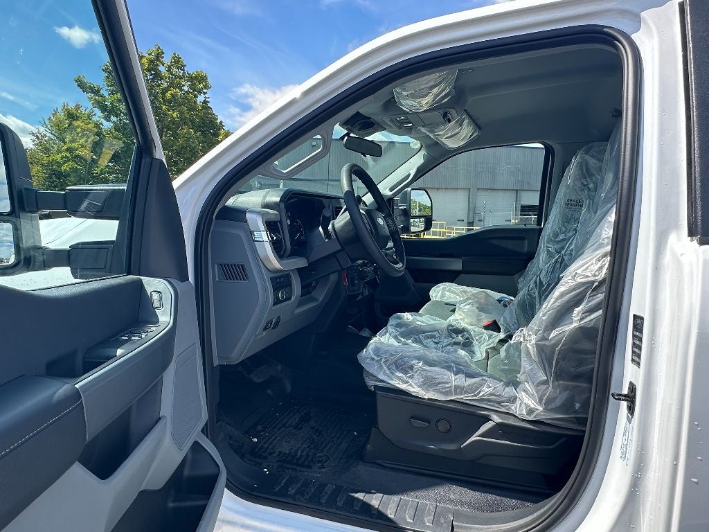 2024 Ford F-550 F Series Super Duty XL CENTURY 19.5' STEEL CARRIER