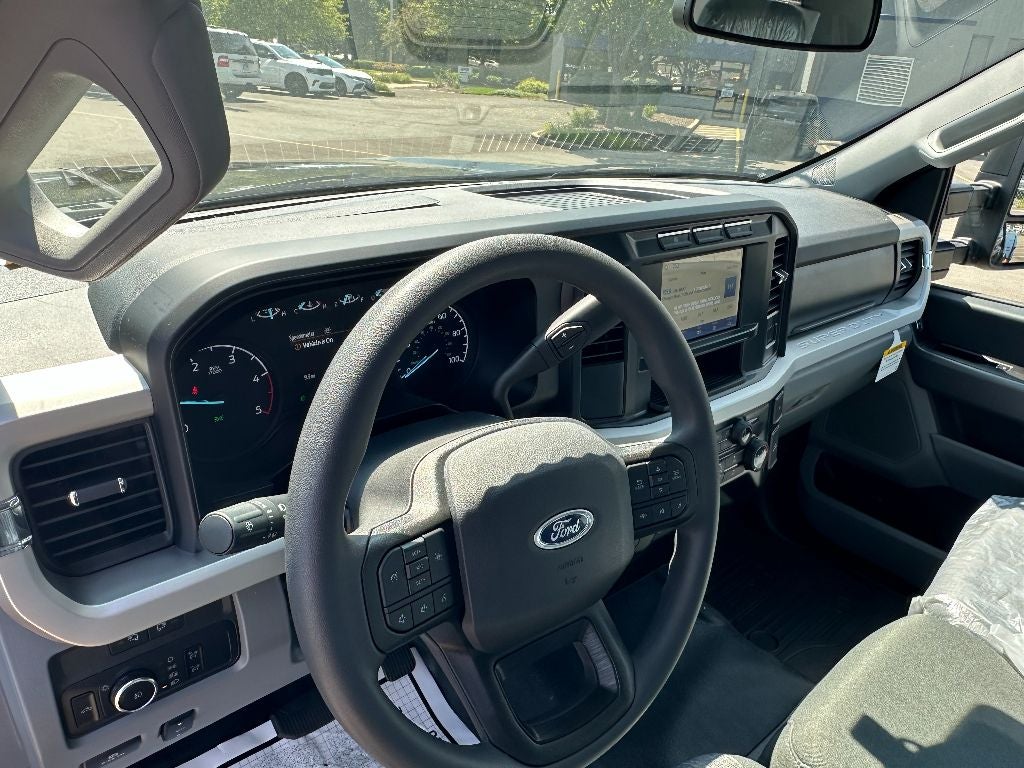 2023 Ford F-550 F Series Super Duty *CALIFORNIA COMPLIANT* CENTURY 19.5' ST