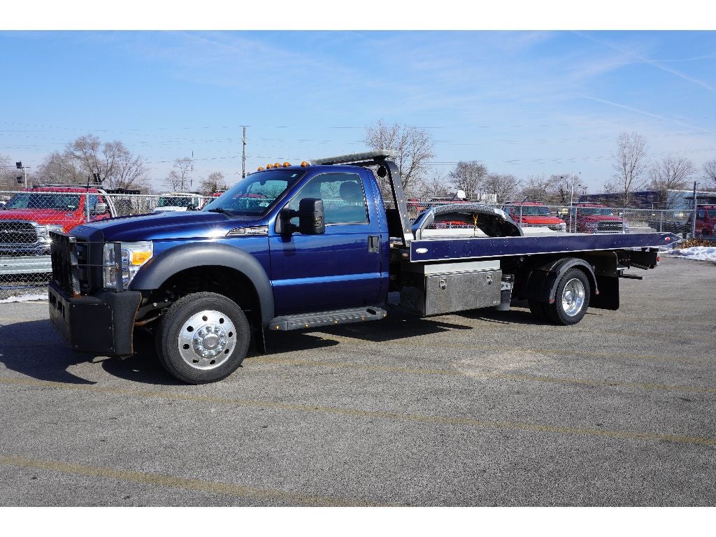2012 Ford F-550 F Series Super Duty WITH A 19.5 ALUMINUM VULCAN