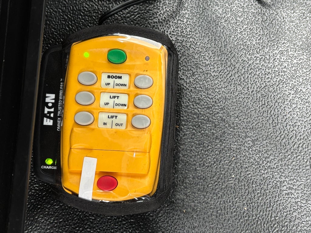 2024 Ford F-550 F Series Super Duty w/ Century 2465 Wrecker