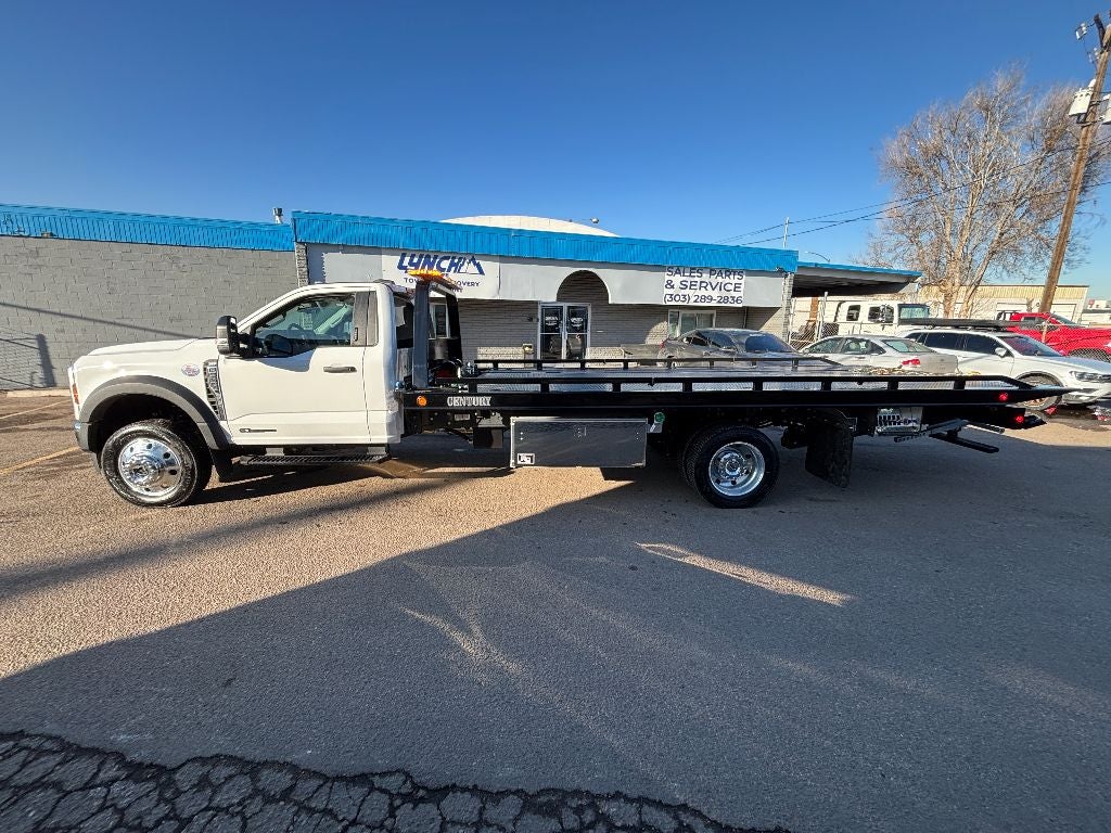 2024 Ford F-550 F Series Super Duty w/ Century 10S Carrier