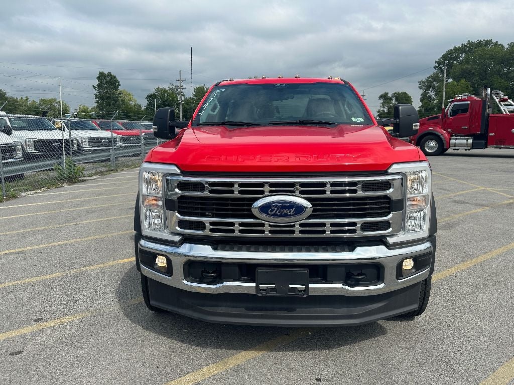 2024 Ford F-550 F Series Super Duty XLT 4X4 WITH A 19.5' CENTURY STEEL