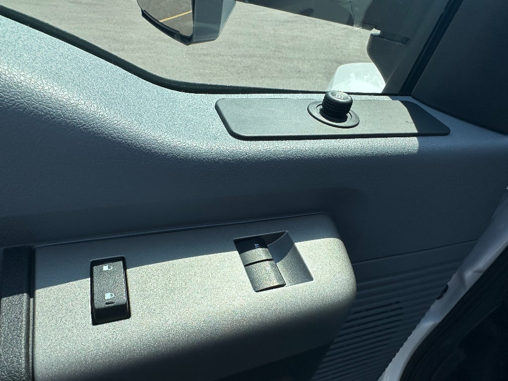 2024 Ford F-650 CALIFORNIA COMPLIANT CENTURY 21' ALUM