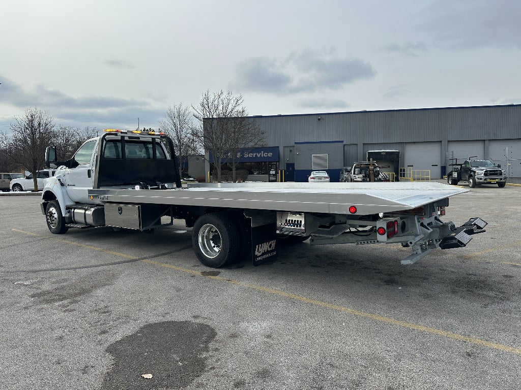 2024 Ford F-650 CALIFORNIA COMPLIANT CENTURY 21' ALUM