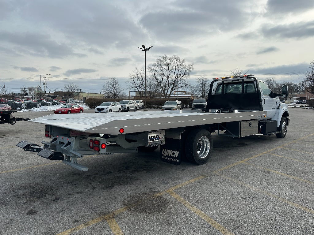 2024 Ford F-650 CALIFORNIA COMPLIANT CENTURY 21' ALUM