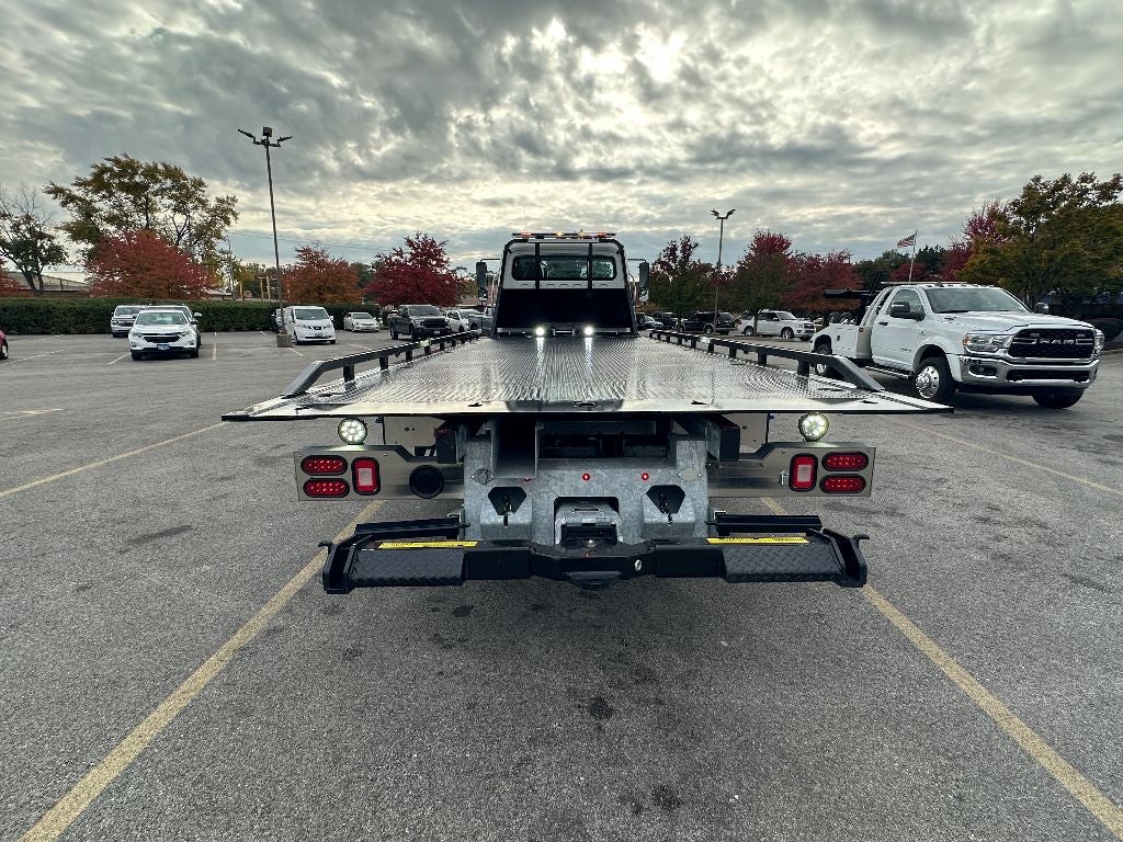 2025 Freightliner M2 106 Medium Duty WITH A CENTURY 21.5' STEEL CARRIER