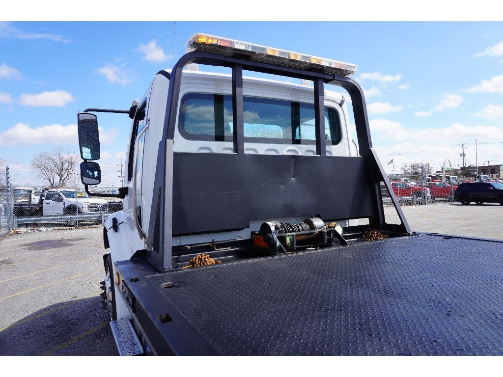 2022 Freightliner M2 106 Medium Duty WITH A CENTURY 21.5' STEEL CARRIER