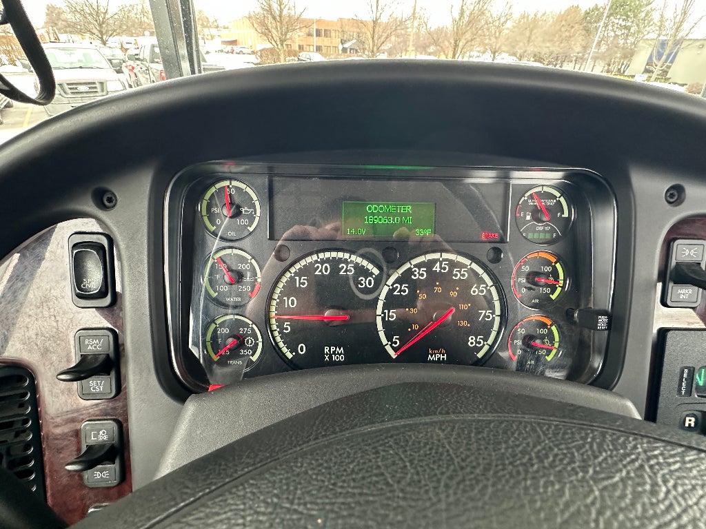 2019 Freightliner M2 106 Medium Duty WITH A CENTURY 30' ALUM 4-CAR