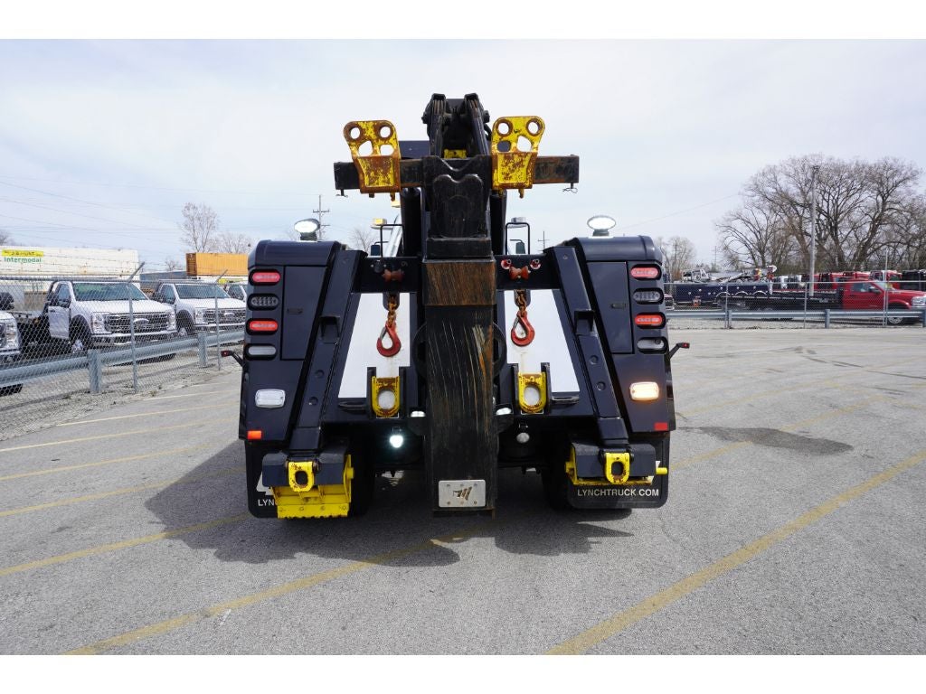 2023 Freightliner M2 112 Medium Duty WITH A CENTURY 5130