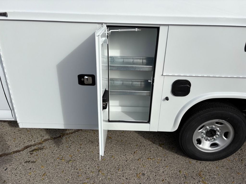2025 Chevrolet Express 3500 11' Knapheide KUV Body
