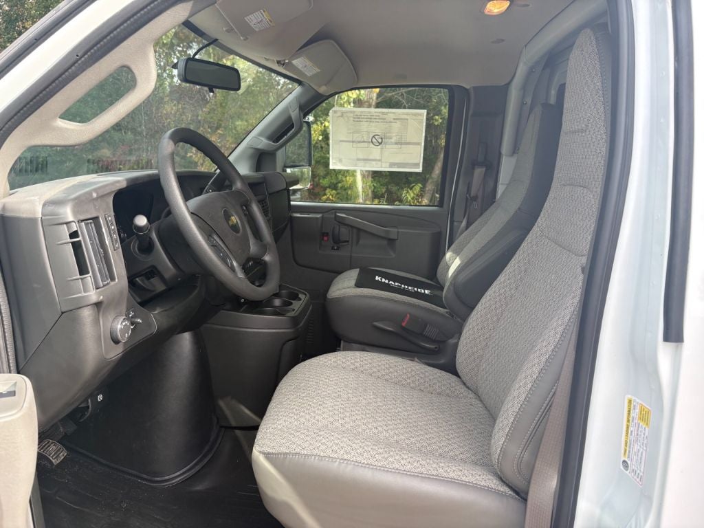 2025 Chevrolet Express 3500 12' Knapheide KUV Body