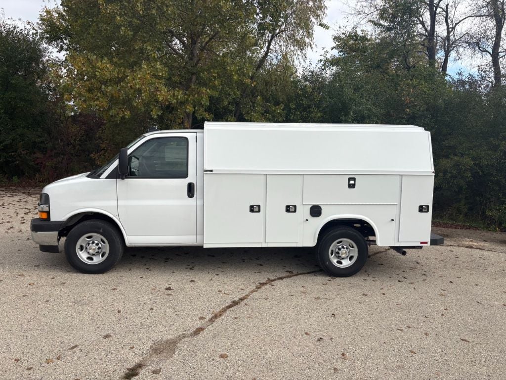 2025 Chevrolet Express 3500 12' Knapheide KUV Body