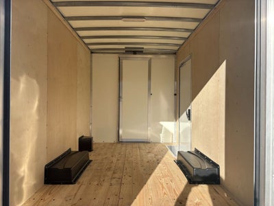 2025 Chevrolet Express 3500 12' Bay Bridge Van Body