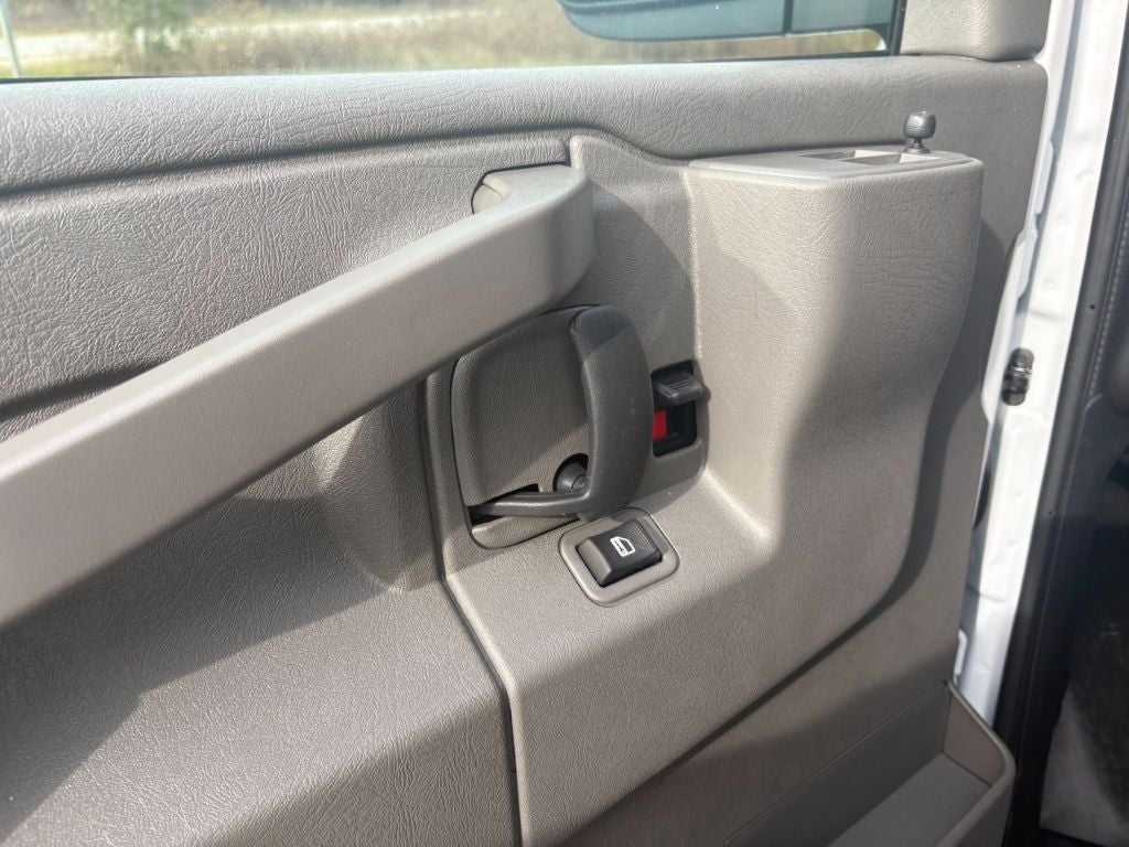 2025 Chevrolet Express 3500 12' Bay Bridge Van Body