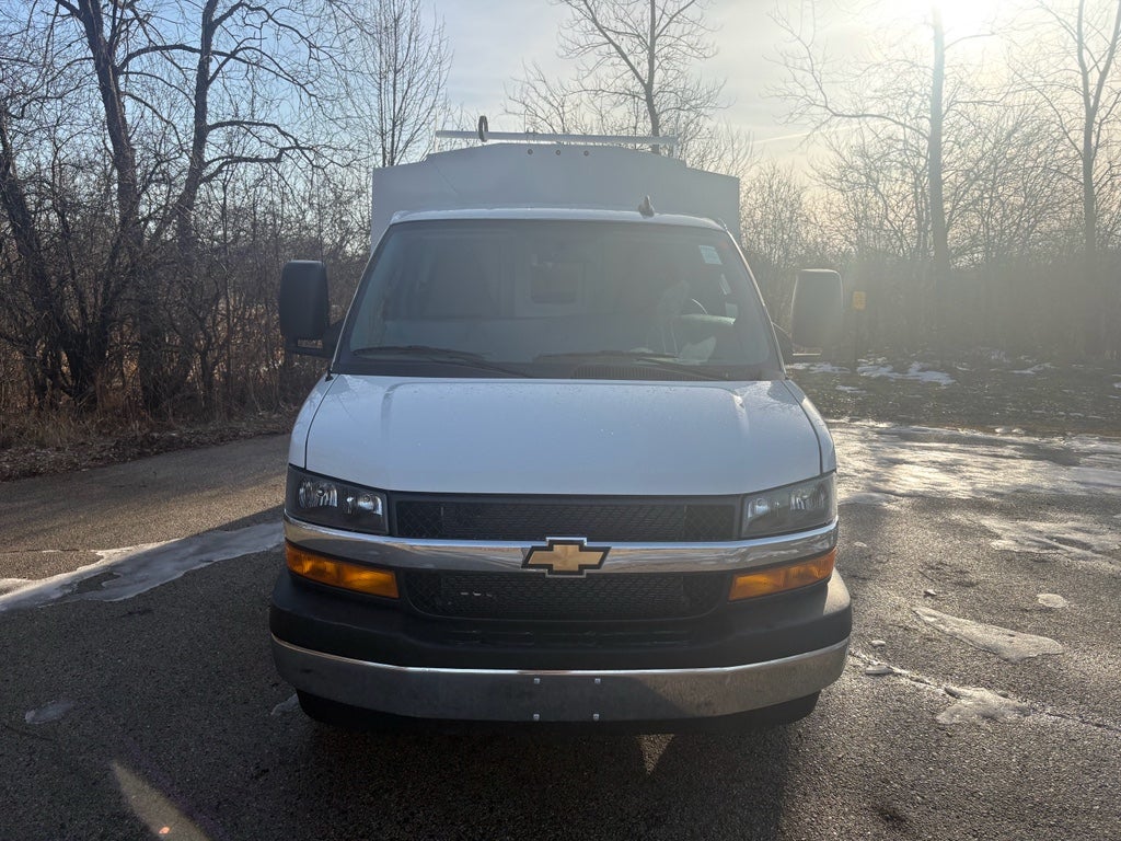 2025 Chevrolet Express 3500 11' Knapheide KUV Body