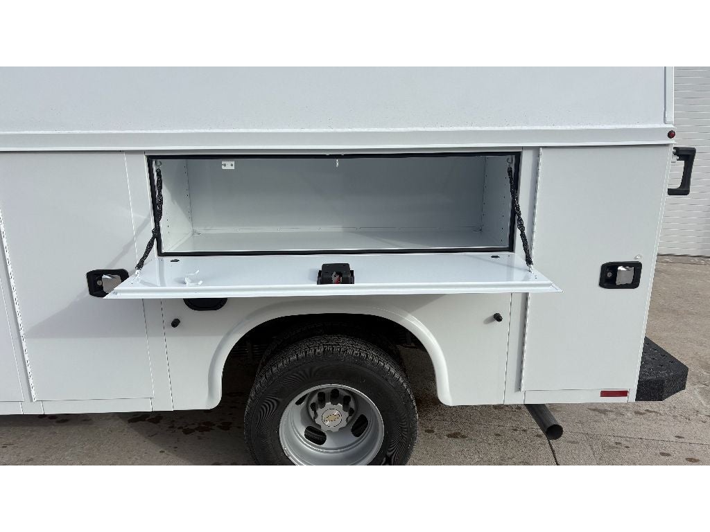 2025 Chevrolet Express 3500 12' Knapheide KUV Body