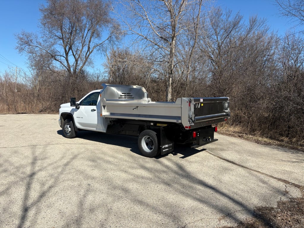 2026 Chevrolet Silverado 3500 11' Monroe Dump Body