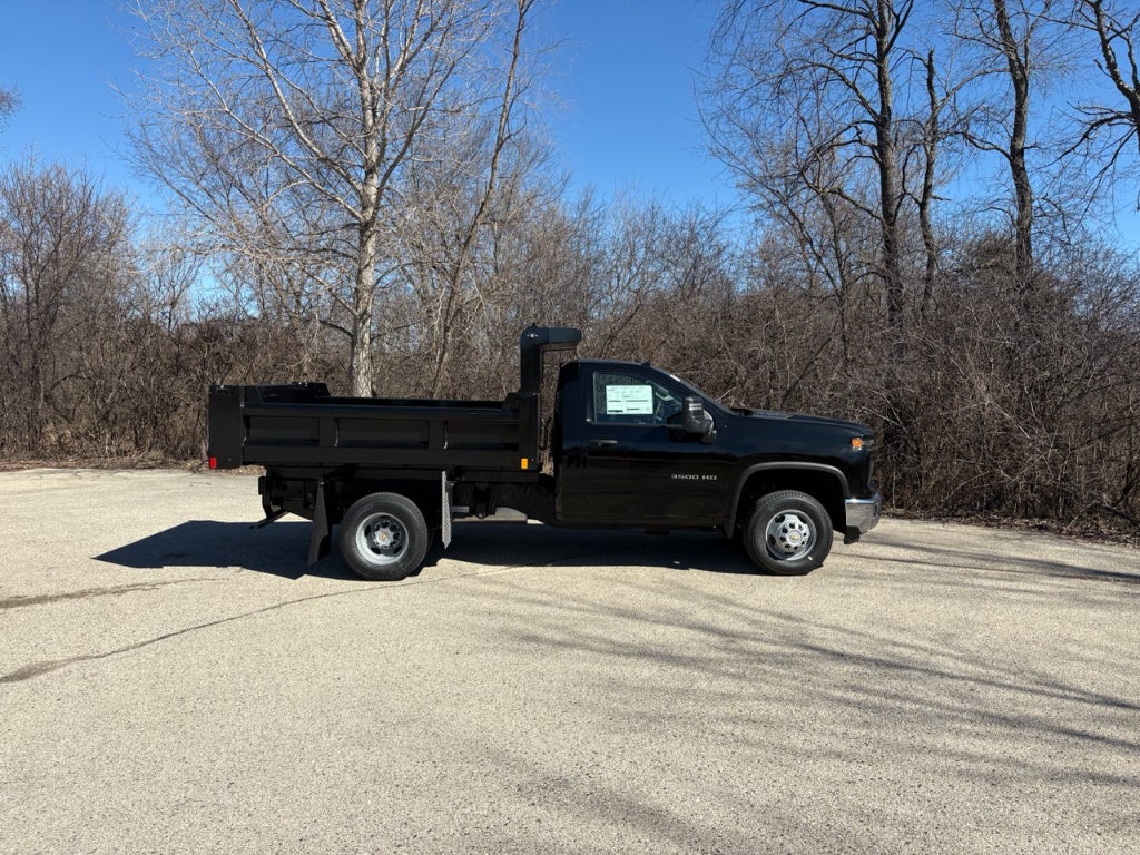 2026 Chevrolet Silverado 3500 9' Steel Dump Body