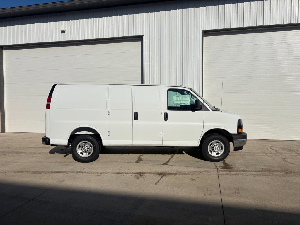 2025 Chevrolet Express 2500 Cargo Van