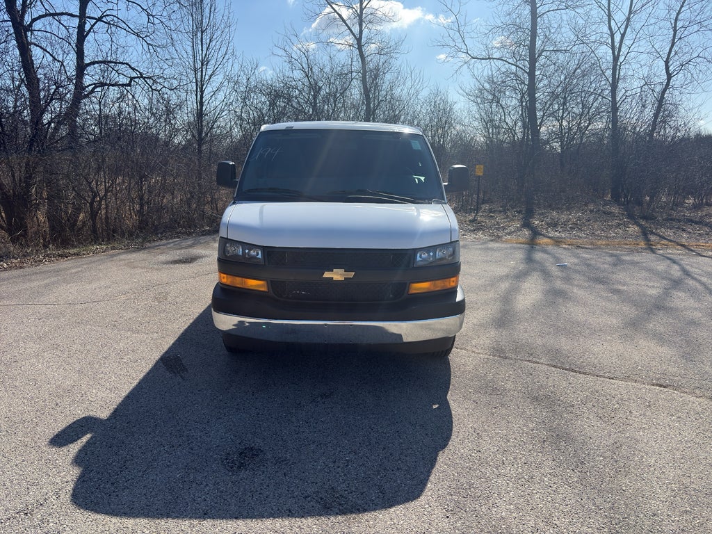 2026 Chevrolet Express 3500 Cargo Van