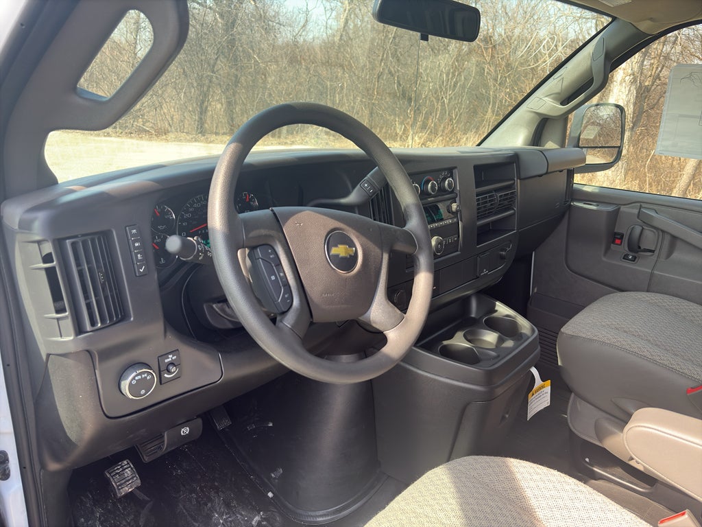 2026 Chevrolet Express 3500 Cargo Van