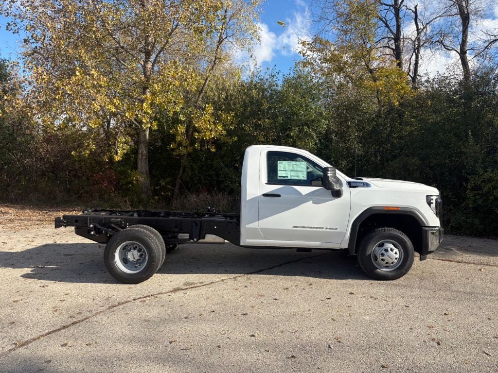 2026 GMC Sierra 3500 Base