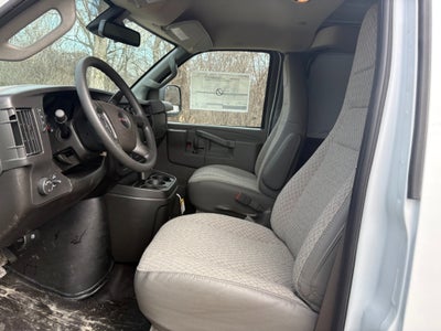 2026 GMC Savana 3500 Base