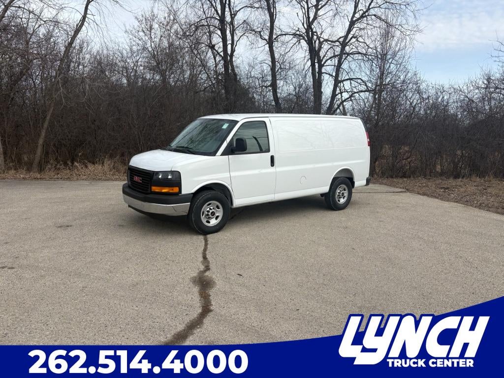 2026 GMC Savana 3500 Cargo Van