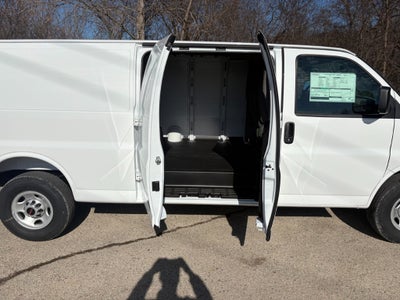 2026 GMC Savana 3500 Cargo Van