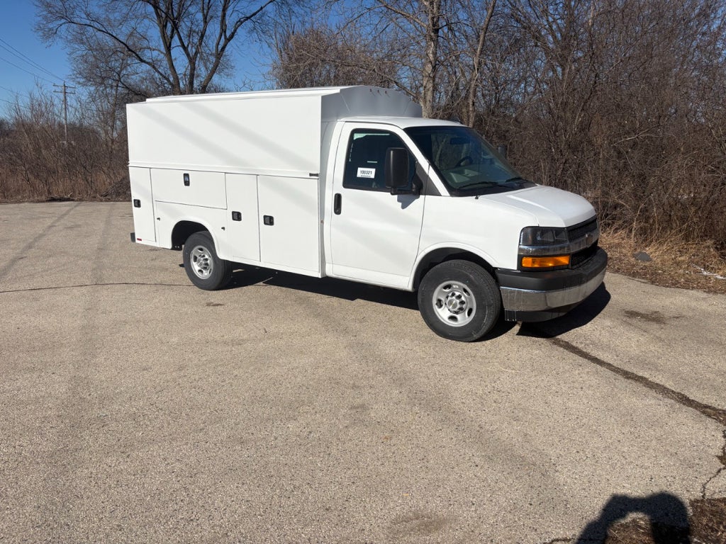 2026 Chevrolet Express 3500 11' Knapheide KUV Body