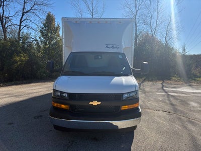 2025 Chevrolet Express 3500 17' Bay Bridge Van Body