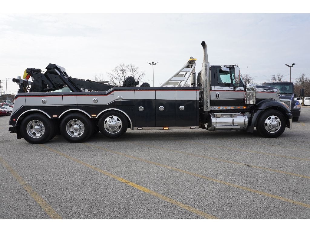 2011 International Lonestar LF517 LOANSTAR