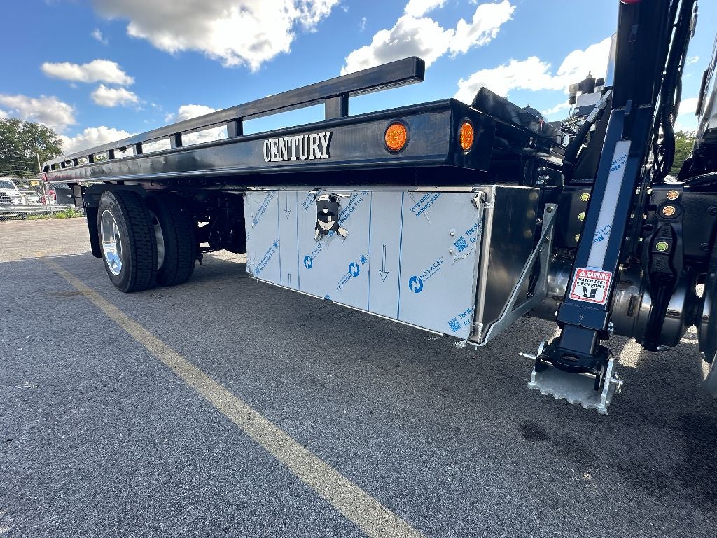 2025 International MV607 21' CENTURY STEEL CARRIER WITH A SP9000