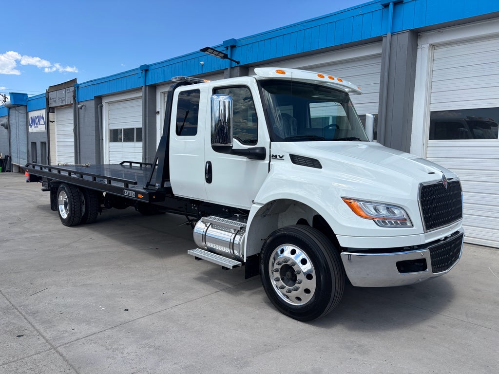 2025 International MV EC w/ Century 12S Carrier