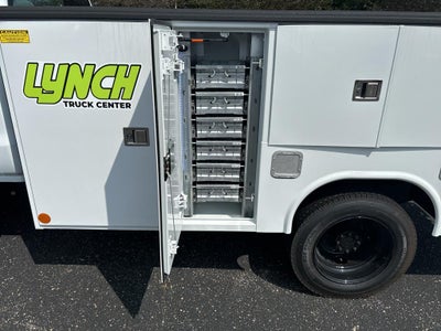 2024 Chevrolet Silverado 5500HD GM515 11' Reading Service Body