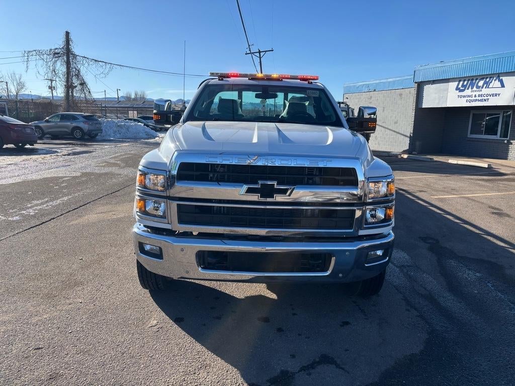 2023 Chevrolet Silverado 6500HD GM515 w/ Century 10S Carrier