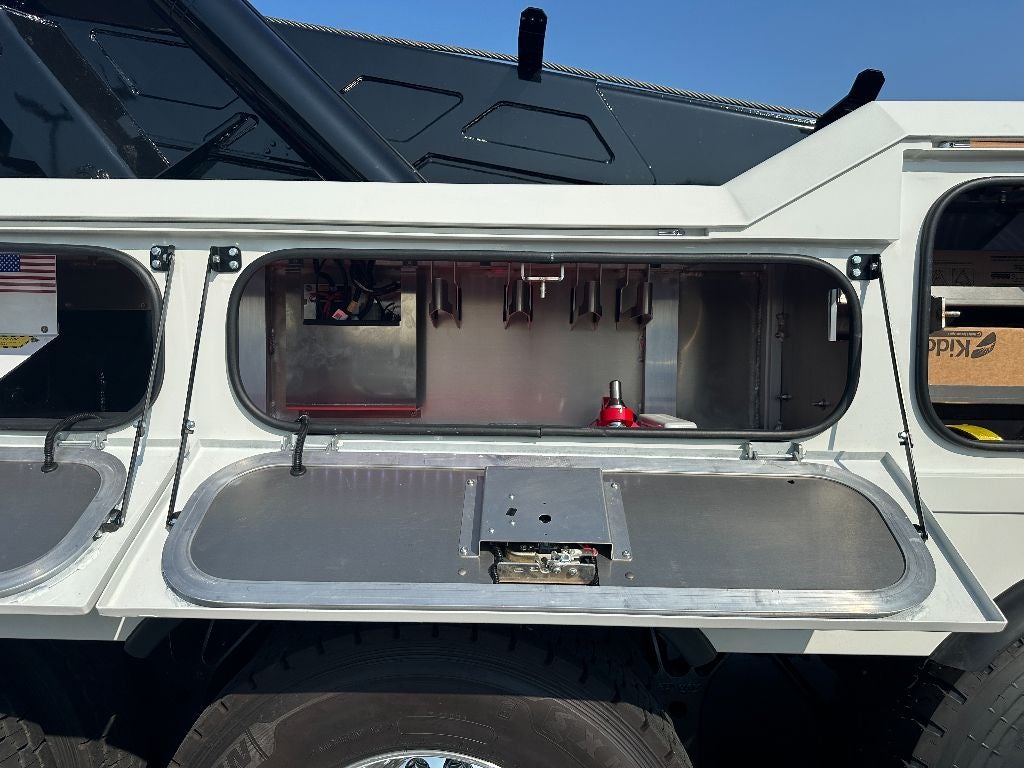 2025 Kenworth T880 WITH A CENTURY 9055XL