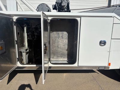 2021 Peterbilt 567 w/ Century 9055XL Wrecker