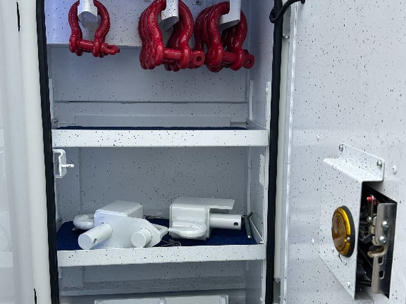 2026 Peterbilt 567 WITH A CENTURY 1135 ROTATOR