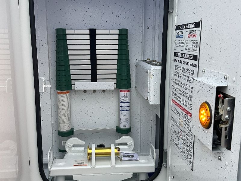 2026 Peterbilt 567 WITH A CENTURY 1135 ROTATOR