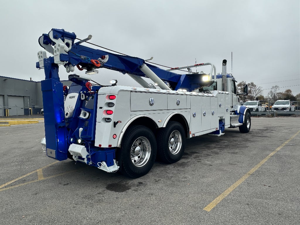 2026 Peterbilt 567 WITH A CENTURY 1135 ROTATOR