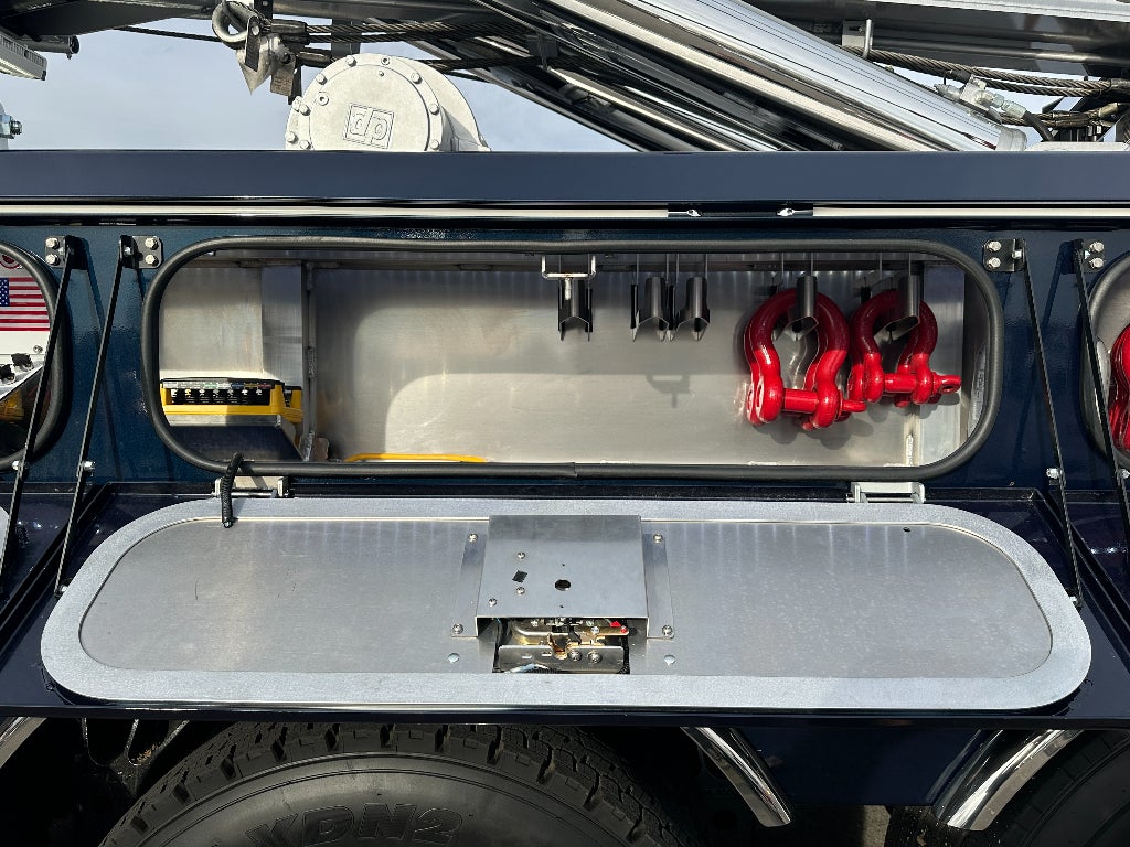 2026 Peterbilt 567 WITH A CENTURY 1150 ROTATOR