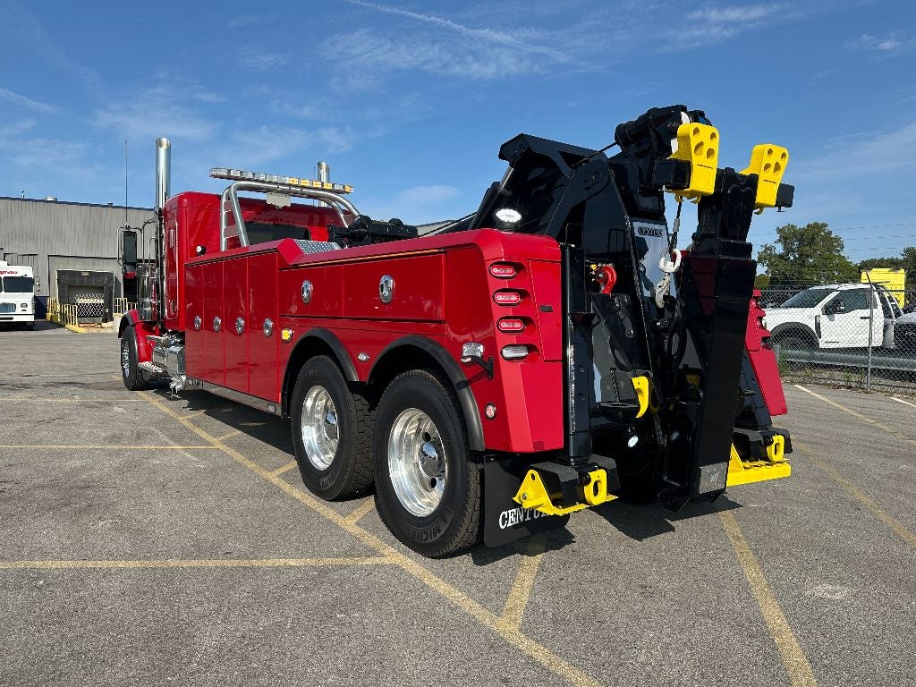 2025 Peterbilt 589 589 WITH A CENTURY 5130