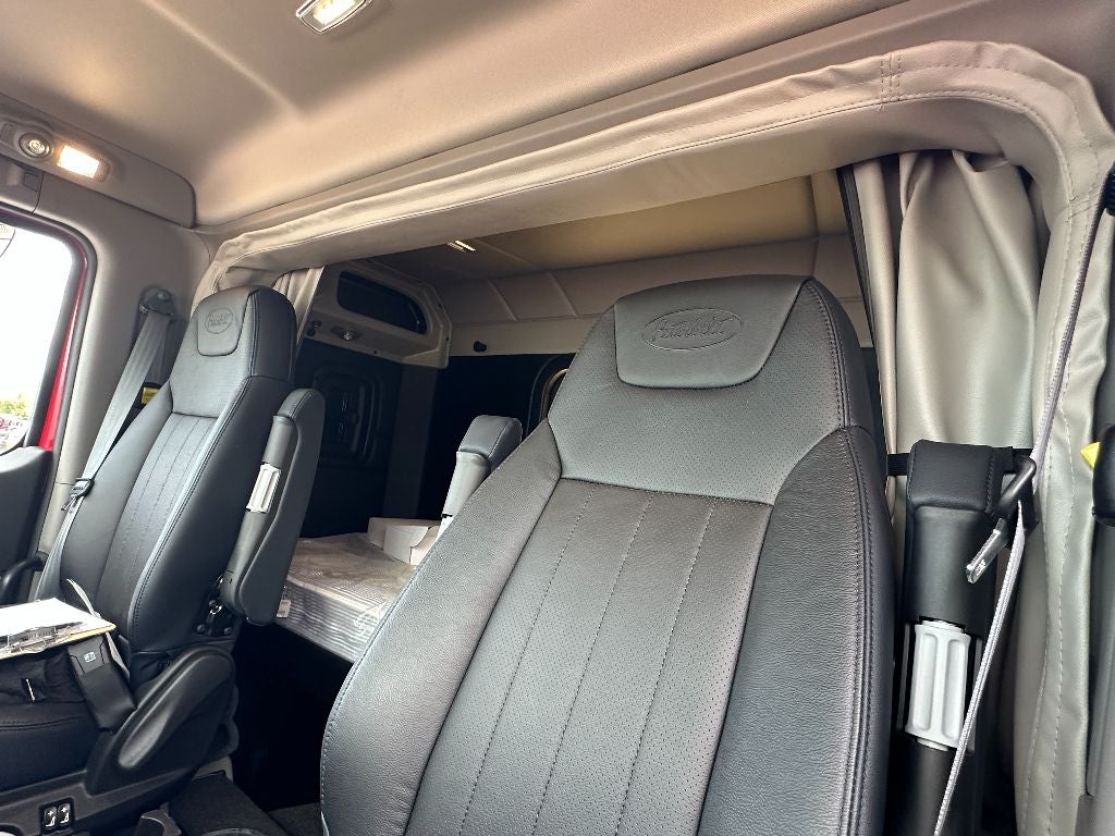 2025 Peterbilt 589 589 WITH A CENTURY 1150