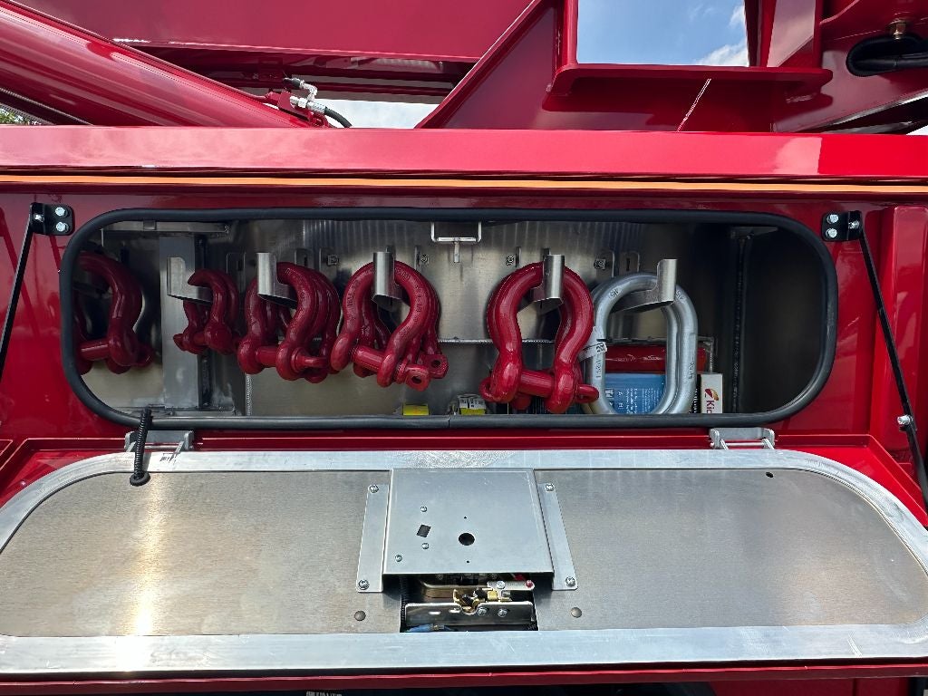 2025 Peterbilt 589 589 WITH A CENTURY 1150