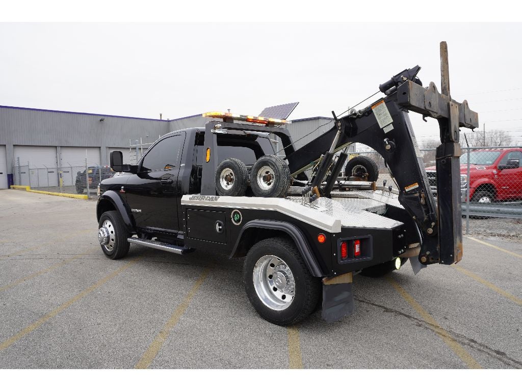 2022 RAM 4500 Chassis SLT WITH A JERRDAN MPL-40