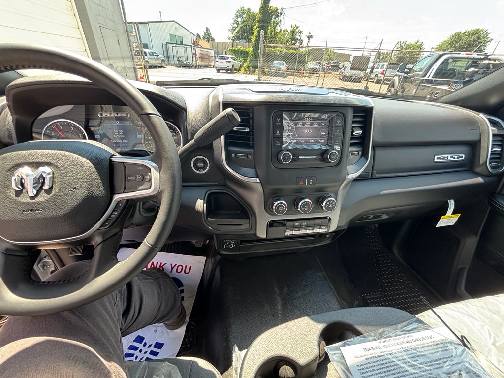 2024 RAM 4500 Chassis w/ Vulcan 812 Wrecker